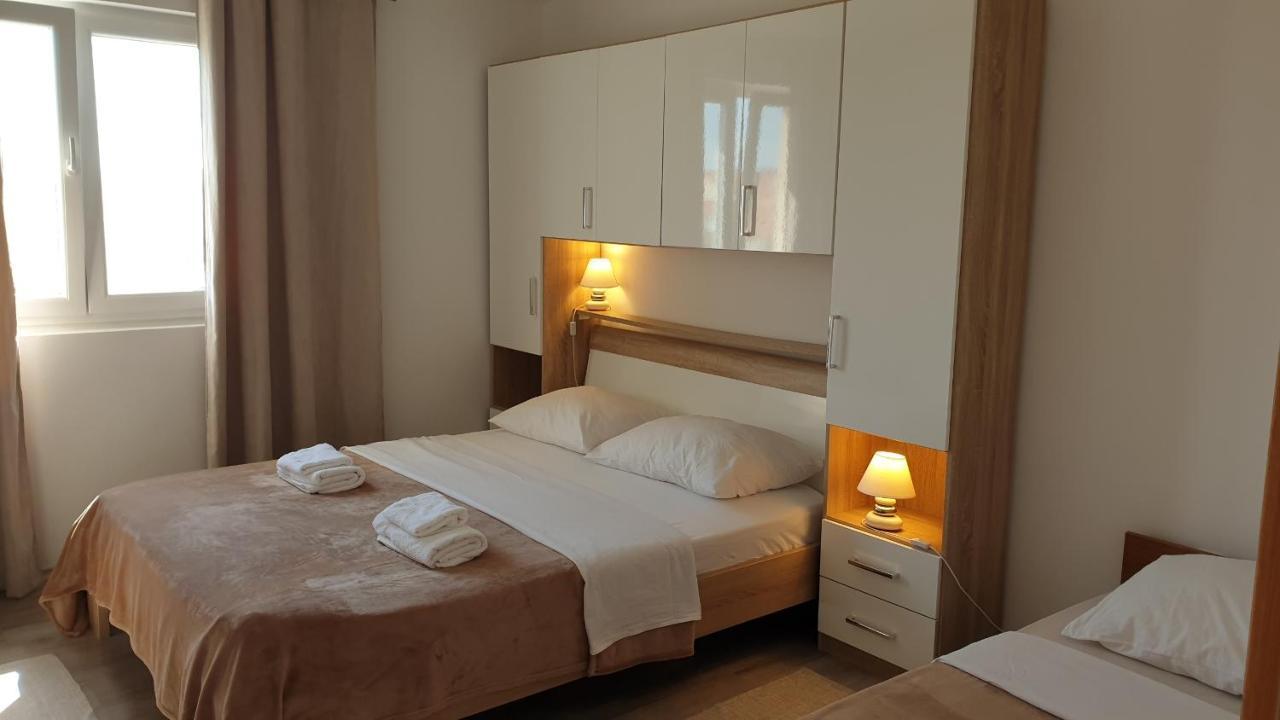 Apartment Nevena ベティナ エクステリア 写真